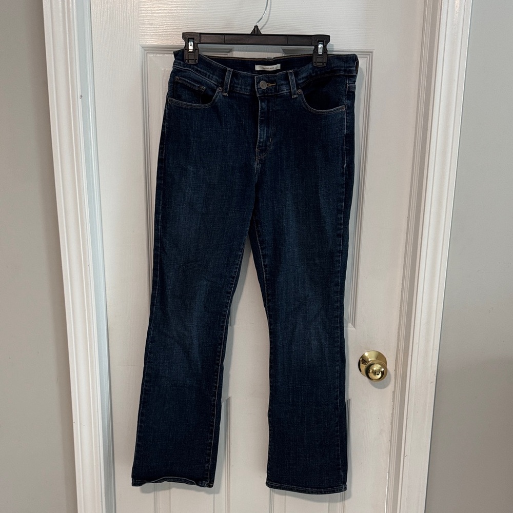 Levi Strauss Women's Boot Cut Mid Rise Dark Blue Denim Jeans Size 8